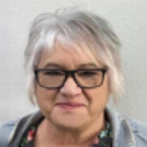 Lynda_Dickson_Profile-image